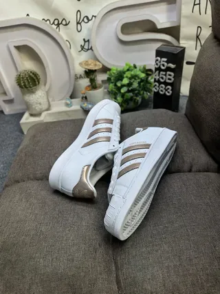 Adidas Superstar Branco e Rose-Gold Metálico Lifestyle Sneakers 6
