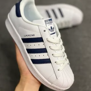 Adidas Superstar 白和海军 Lifestyle Sneakers