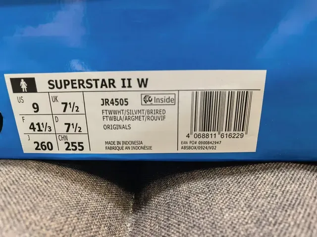 Adidas Superstar 白银金属生活休闲鞋 22