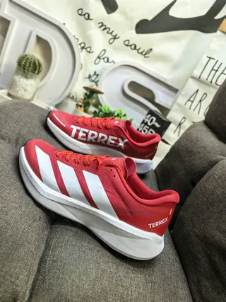 Adidas TERREX सफेद और काले दौड़ने के जूते 7