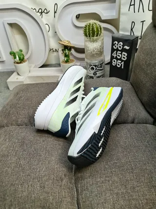 Adidas সাদা কালো হালকা বুনন উপর তিন স্ট্রাইপ দৌড়ানো জুতো 6