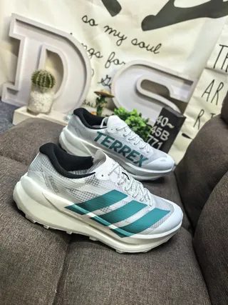 Adidas White Blue Mesh Upper Three-Stripe Side Branding Running Shoes 9