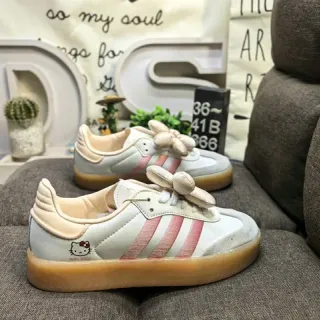 Adidas أبيض وردي منخفض العلوي غوم سول أحذية رياضية نمط حياة