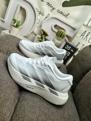 Adidas White Silver Lightweight Mesh Upper Sculpted Foam Midsole Running Shoes 7