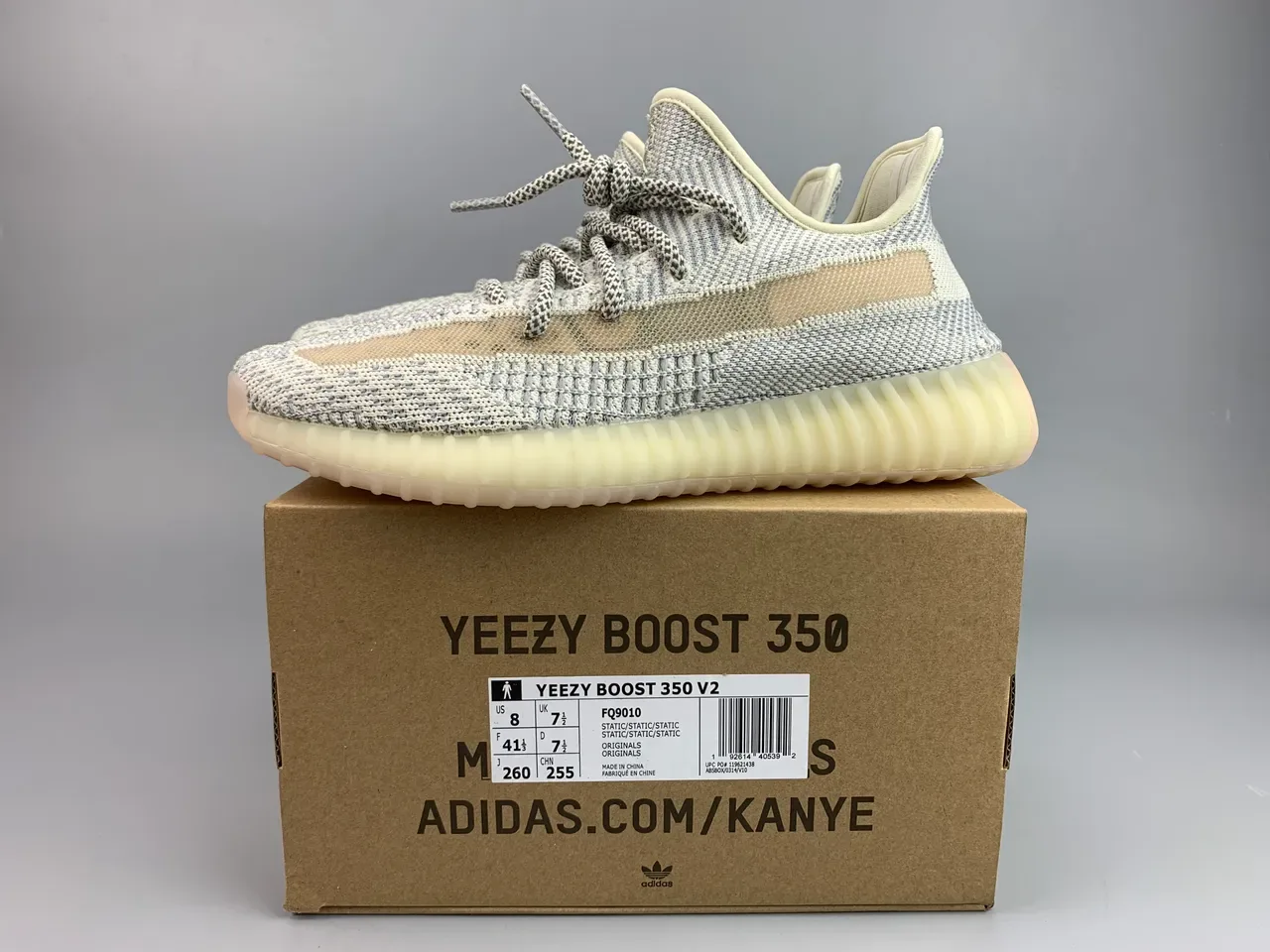 Adidas Yeezy Boost 350 V2 حذاء رياضي بيجي رمادي فاتح 2