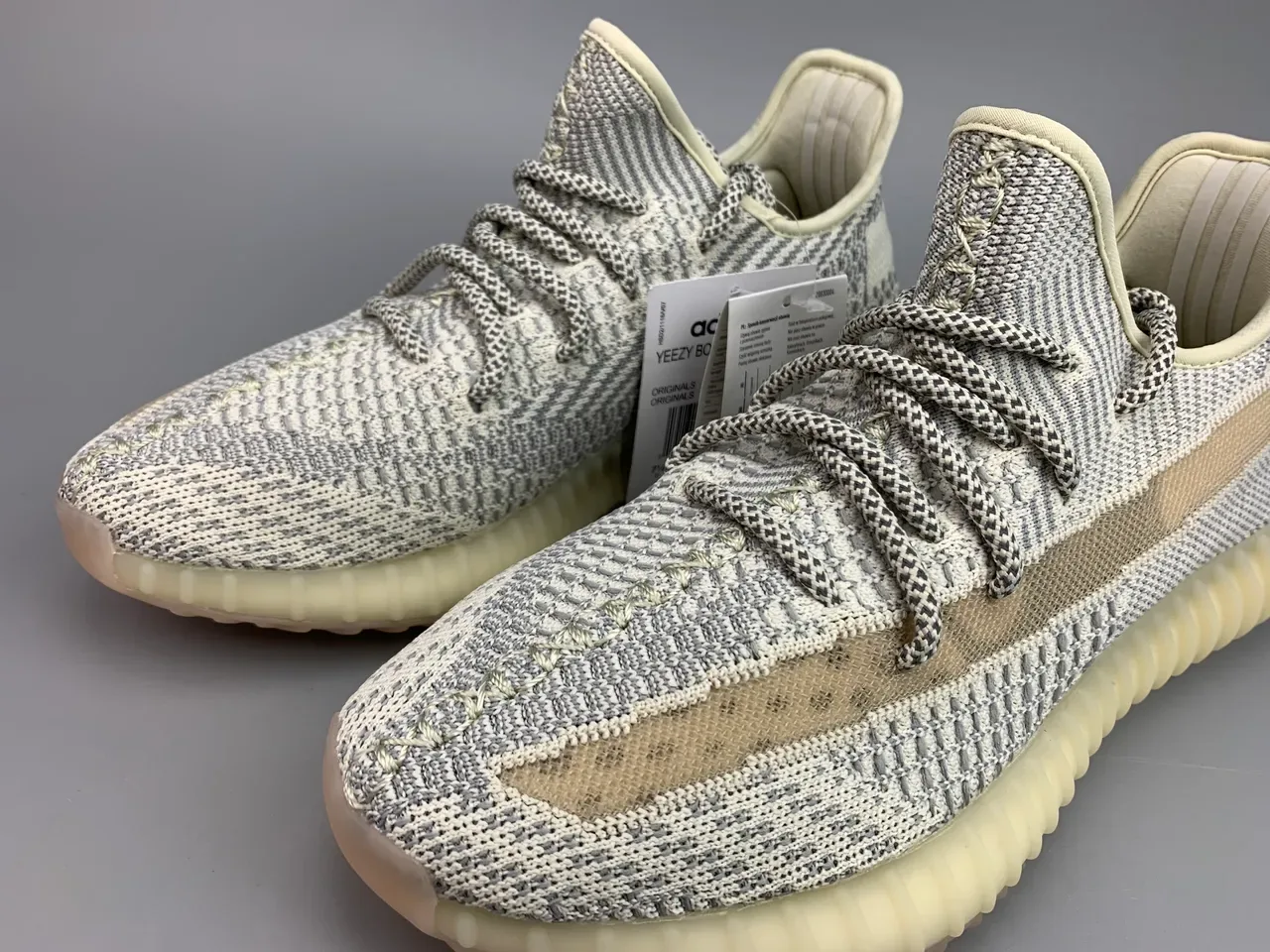 Adidas Yeezy Boost 350 V2 حذاء رياضي بيجي رمادي فاتح 8