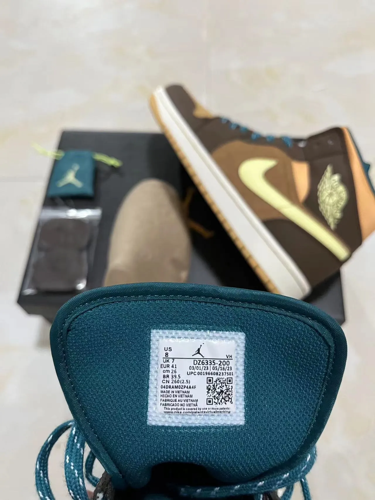 Air Jordan 1 Marrón Beige Alto Ante-Cuero Panelado Zapatos de Baloncesto 8