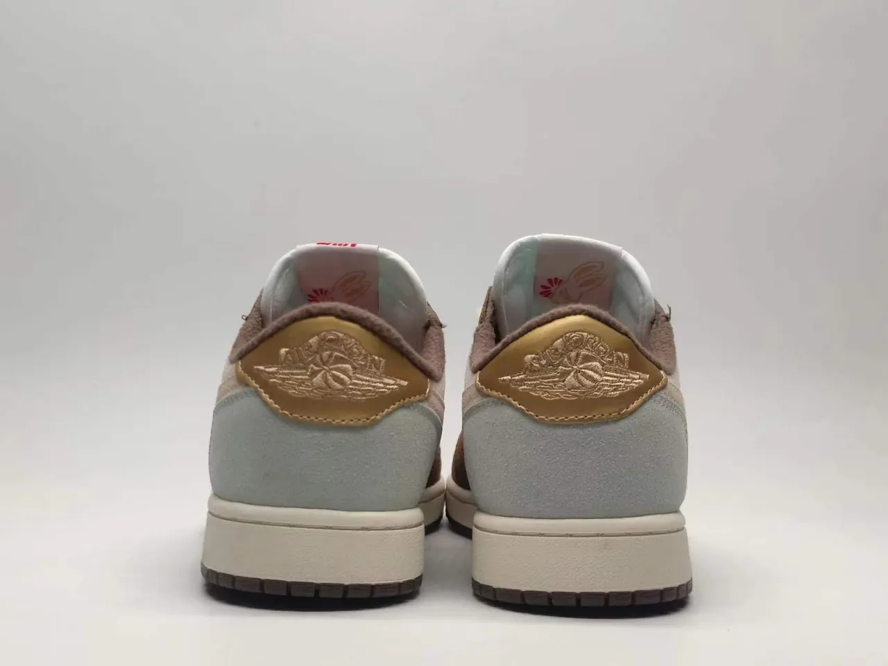 Air Jordan 1 বাদামী বেইজ লো-টপ সুয়েড আপার লাইফস্টাইল স্নিকার্স 6