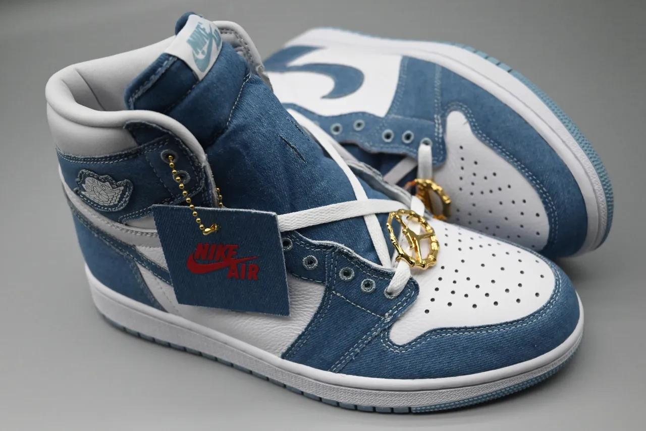 Air Jordan 1 ডেনিম ব্লু এবং হোয়াইট হাই-টপ বাস্কেটবল জুতো 5