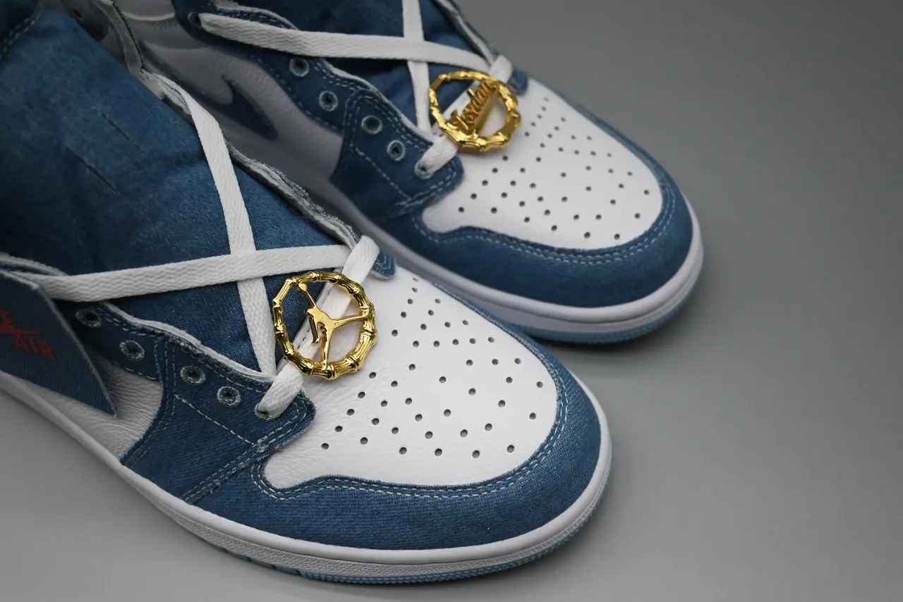 Air Jordan 1 ডেনিম ব্লু এবং হোয়াইট হাই-টপ বাস্কেটবল জুতো 6