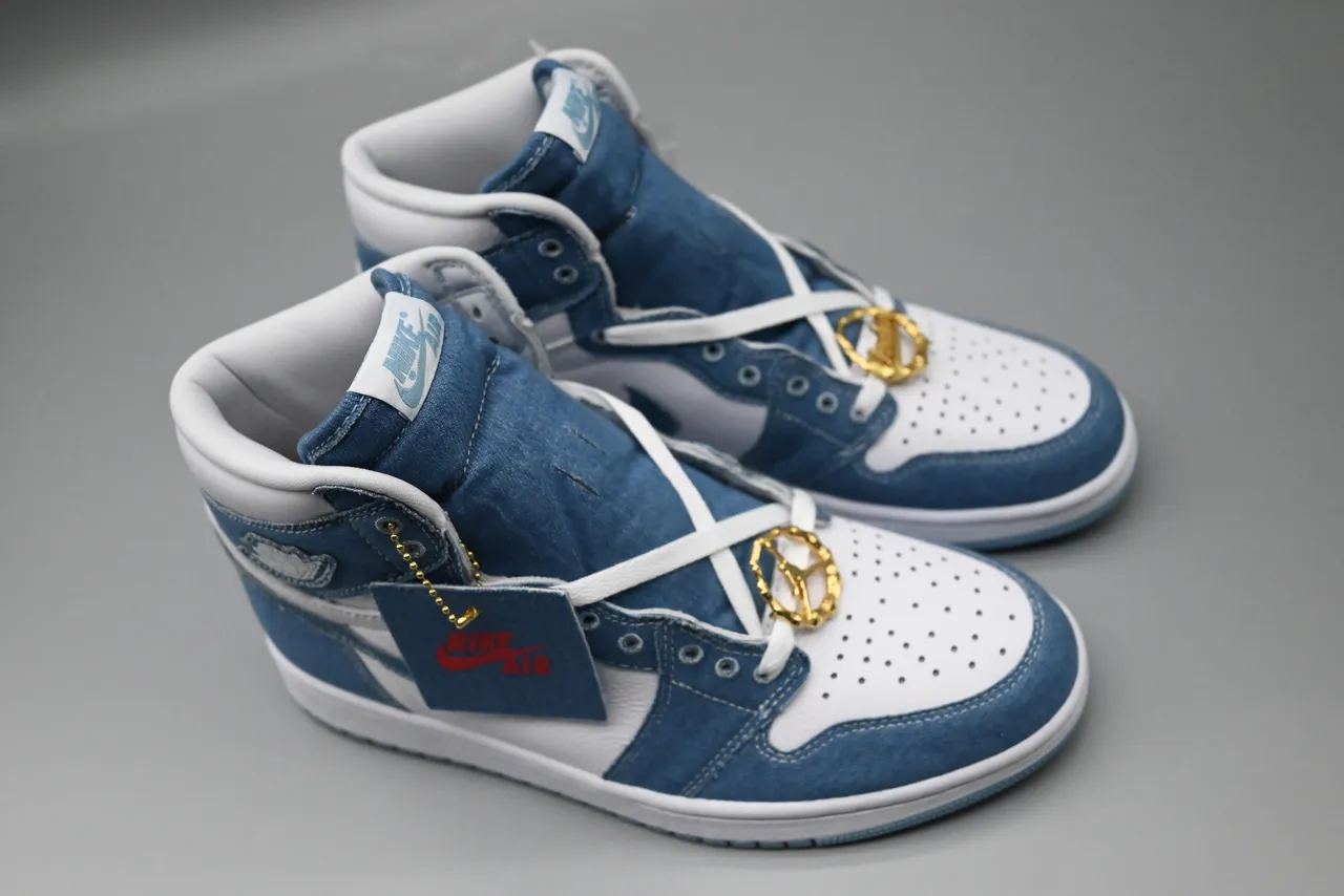 Air Jordan 1 ডেনিম ব্লু এবং হোয়াইট হাই-টপ বাস্কেটবল জুতো 8