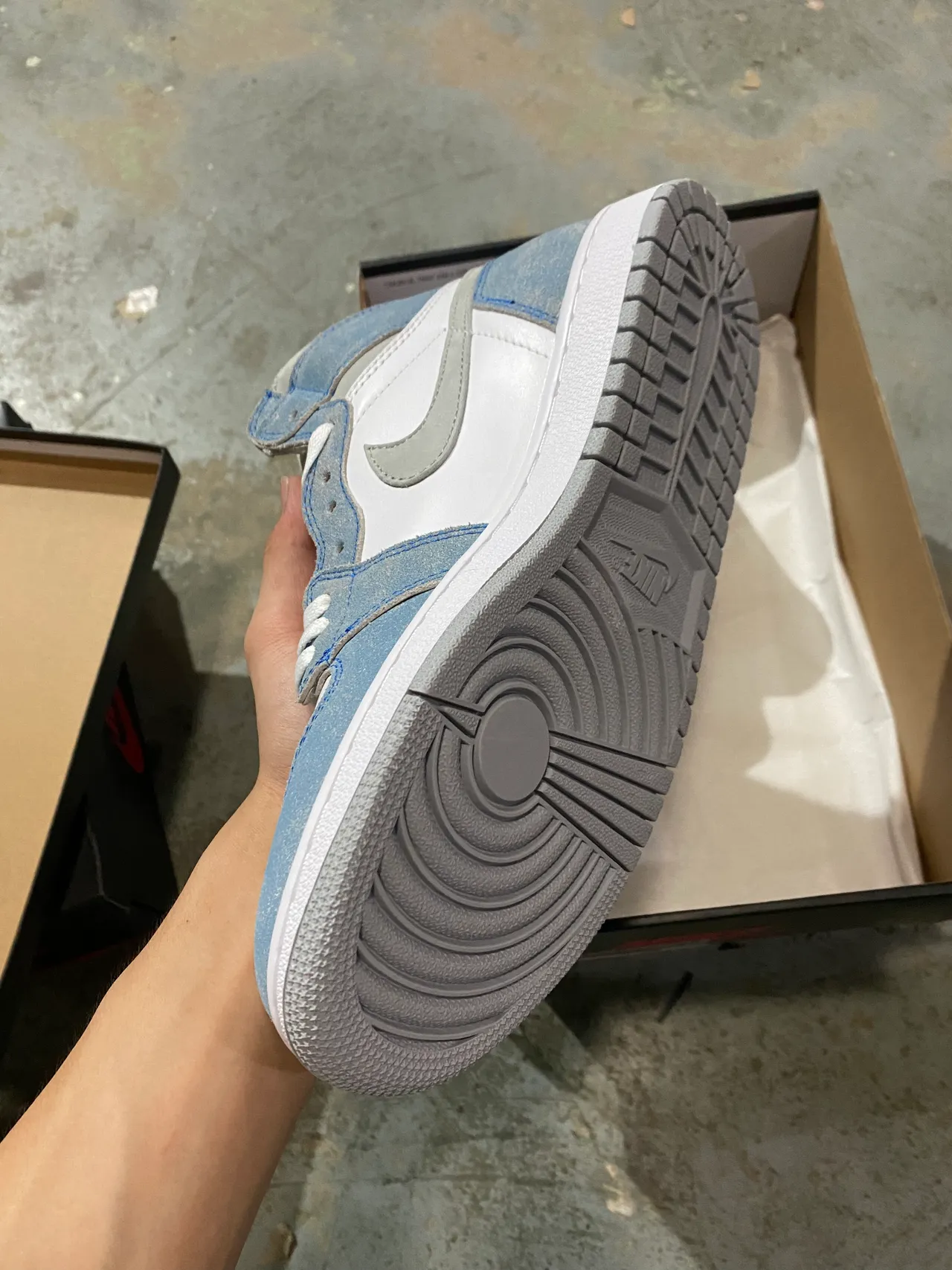 Air Jordan 1 Chaussures de Basketball Hautes en Daim Bleu Dégradé 5
