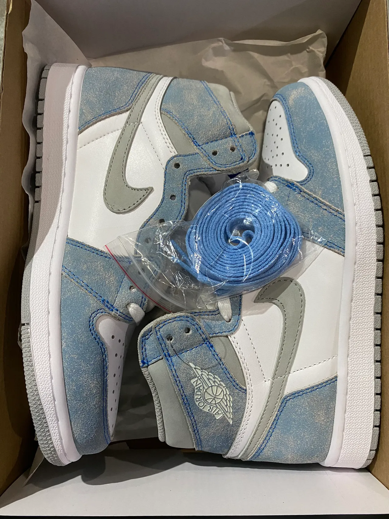 Air Jordan 1 Chaussures de Basketball Hautes en Daim Bleu Dégradé 8