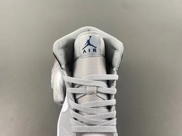 Air Jordan 1 灰海军蓝 高帮 皮革拼接 篮球鞋 6