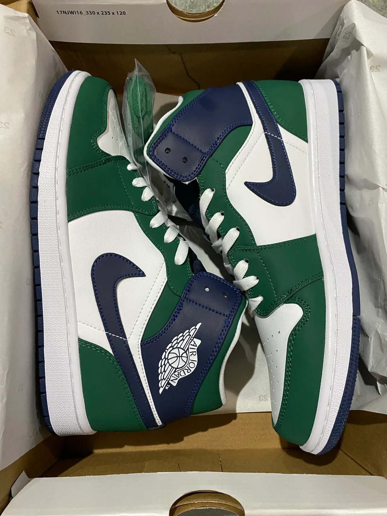 Air Jordan 1 High 森林绿海军蓝白篮球鞋 7