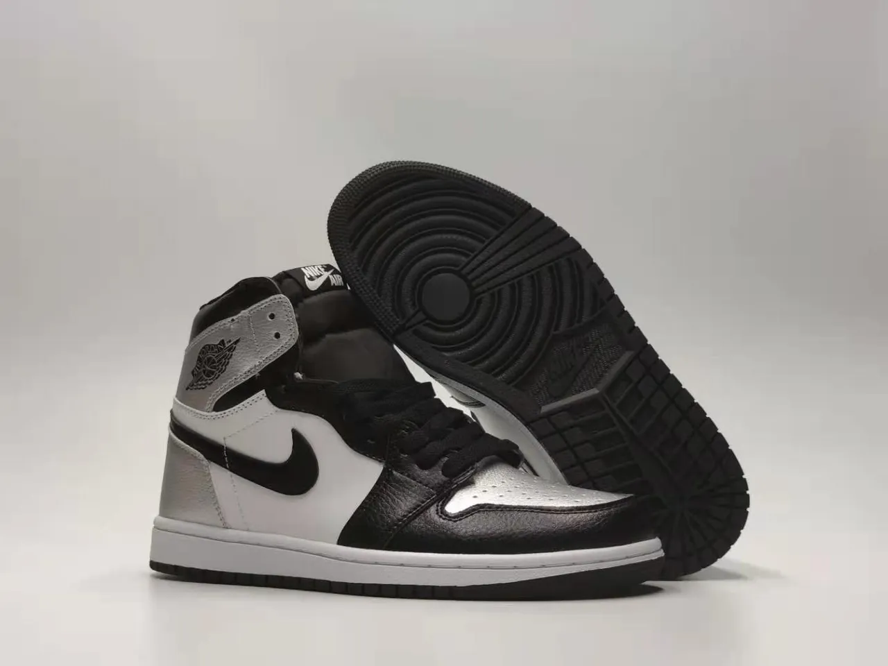 Zapatillas de baloncesto Air Jordan 1 High plateado metálico negro blanco 2