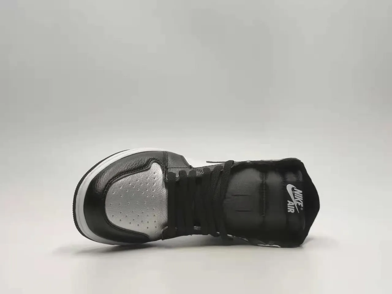 Zapatillas de baloncesto Air Jordan 1 High plateado metálico negro blanco 6