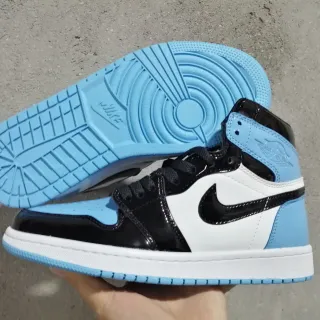 Air Jordan 1 High Cuero Patentado University Blue Negro Blanco Zapatillas de Baloncesto