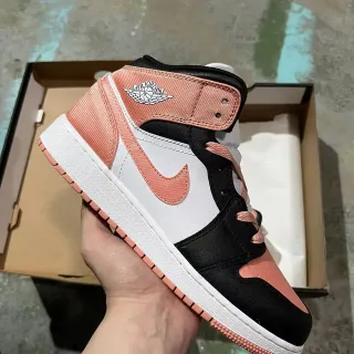 Tênis de basquete Air Jordan 1 High rosa pêssego preto e branco