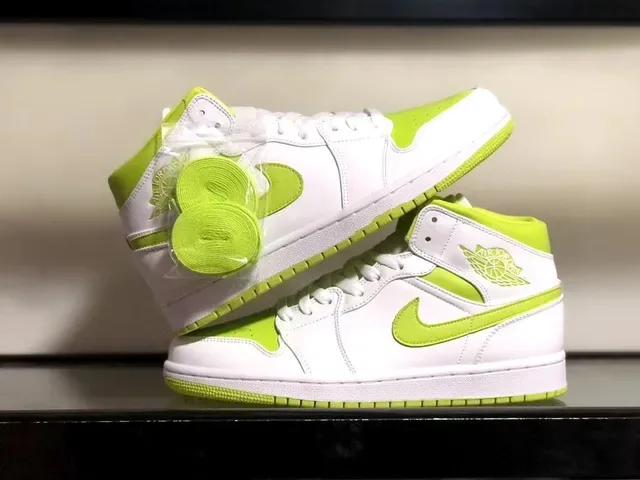 Air Jordan 1 High Blanc Vert Lime Chaussures de Basket 4