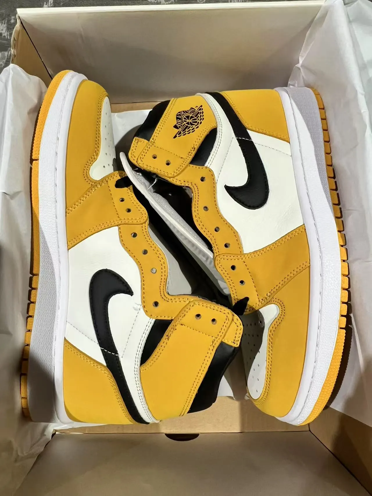 Air Jordan 1 হলুদ কালো হাই-টপ চামড়ার আপার বাস্কেটবল জুতো 9