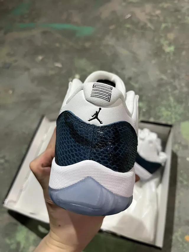 Air Jordan 11 সাদা নেভি স্নেকস্কিন বাস্কেটবল জুতো 5