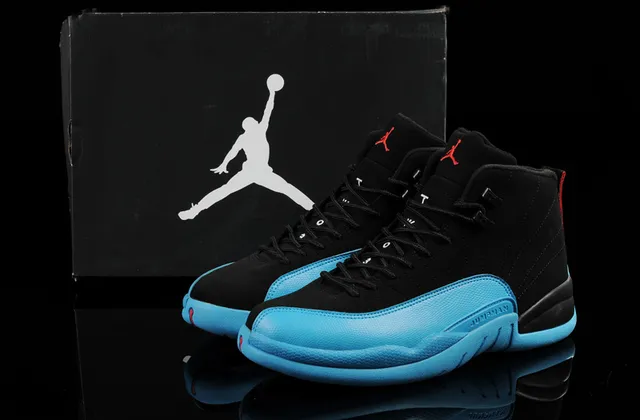 Tênis de basquete Air Jordan 12 preto e azul ciano 9