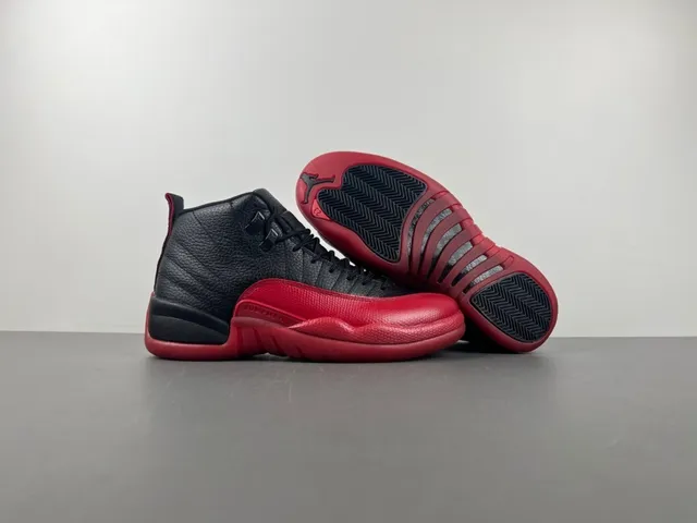 Air Jordan 12 काले और लाल बास्केटबॉल जूते 13