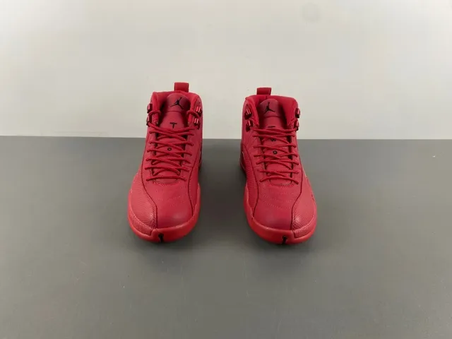 Tênis de basquete Air Jordan 12 vermelho monocromático 12