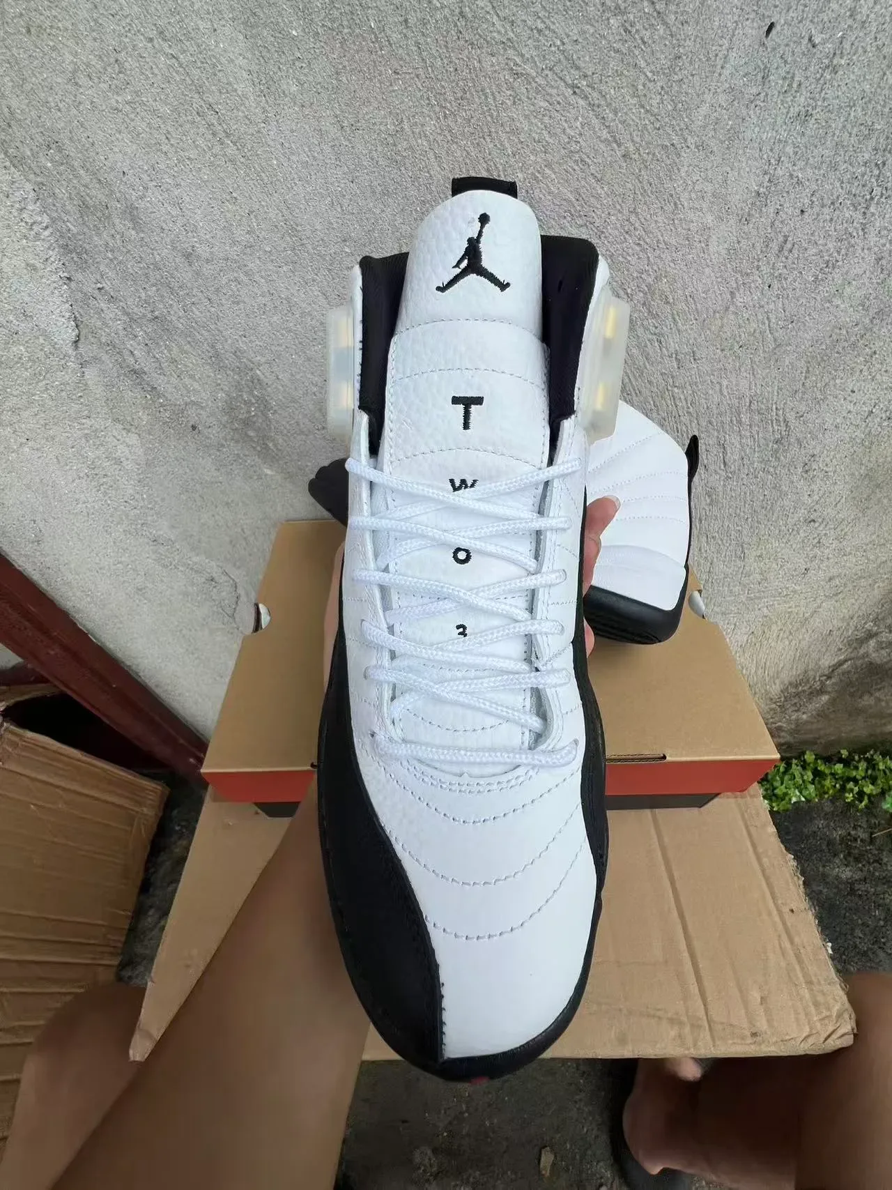 Air Jordan 12 أحذية كرة السلة أبيض أسود 3