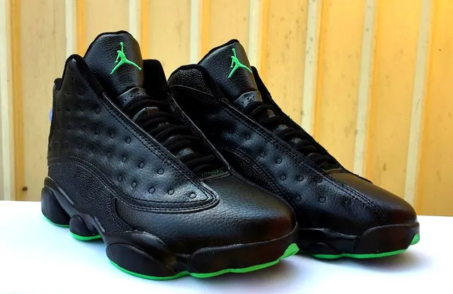 Air Jordan 13 ब्लैक नियॉन ग्रीन बास्केटबॉल शूज़ 3