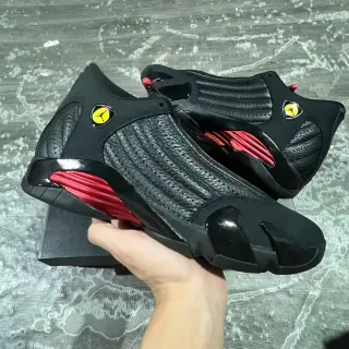 Air Jordan 14 أسود أحمر فيراري تعاون أحذية كرة السلة