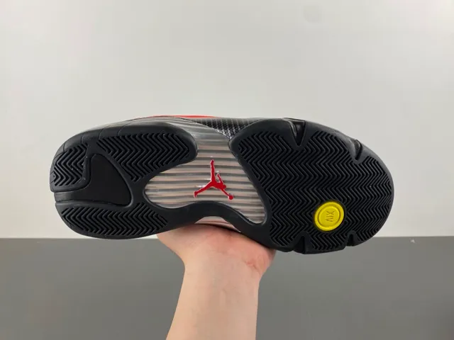 Tênis de basquete Air Jordan 14 Ferrari em camurça vermelha 9