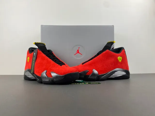 Tênis de basquete Air Jordan 14 Ferrari em camurça vermelha 13