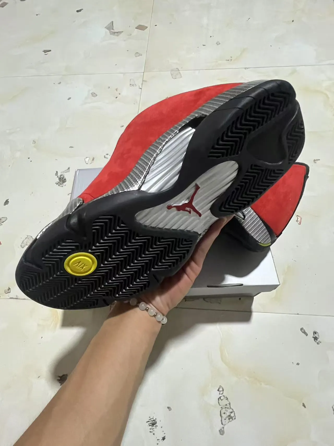 Air Jordan 14 Ferrari أحذية كرة السلة من المخمل الأحمر 6