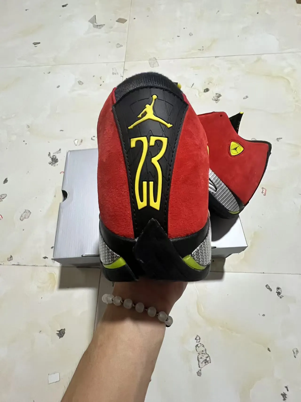 Air Jordan 14 Ferrari أحذية كرة السلة من المخمل الأحمر 8