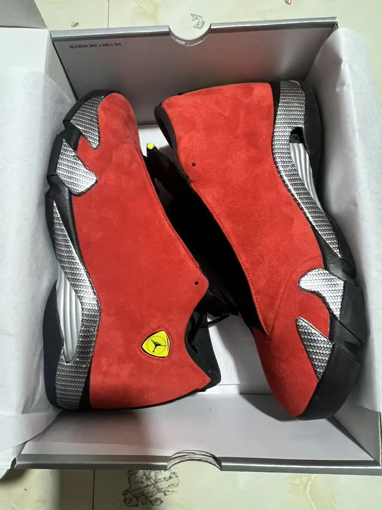 Air Jordan 14 Ferrari أحذية كرة السلة من المخمل الأحمر 9
