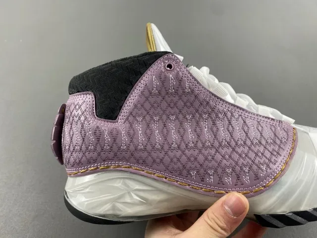 Air Jordan 22 Lavanda e Branco Tênis de Basquete Acolchoados 3