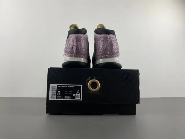 Air Jordan 22 Lavanda e Branco Tênis de Basquete Acolchoados 17