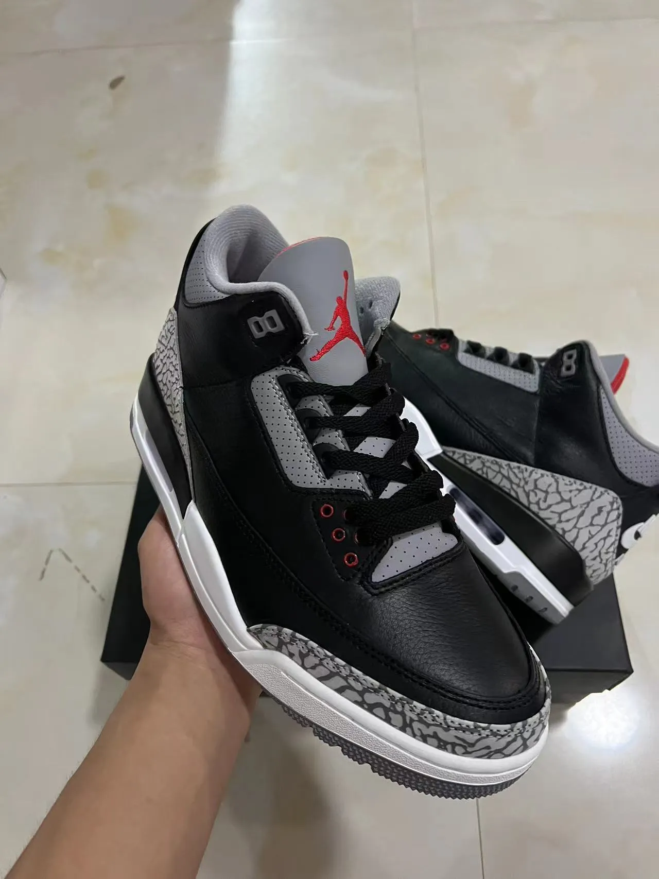 Chaussures de basketball Air Jordan 3 Black Cement Elephant Print 2