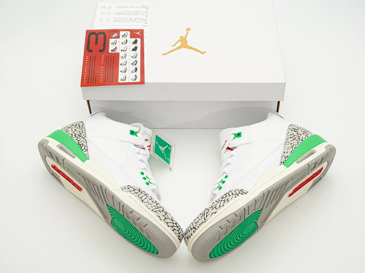 حذاء كرة السلة Air Jordan 3 أبيض أسمنتي أخضر 4