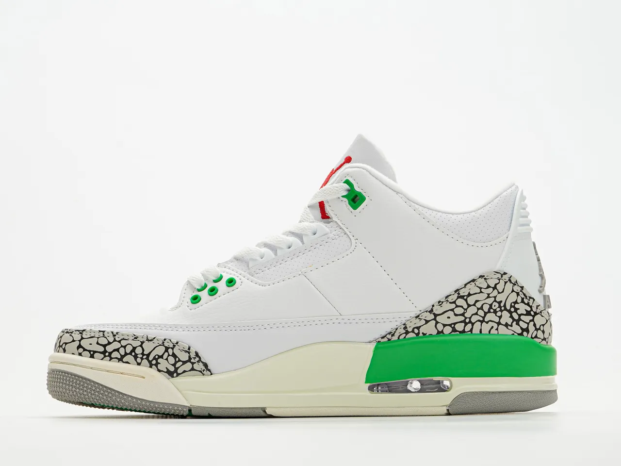 حذاء كرة السلة Air Jordan 3 أبيض أسمنتي أخضر 9