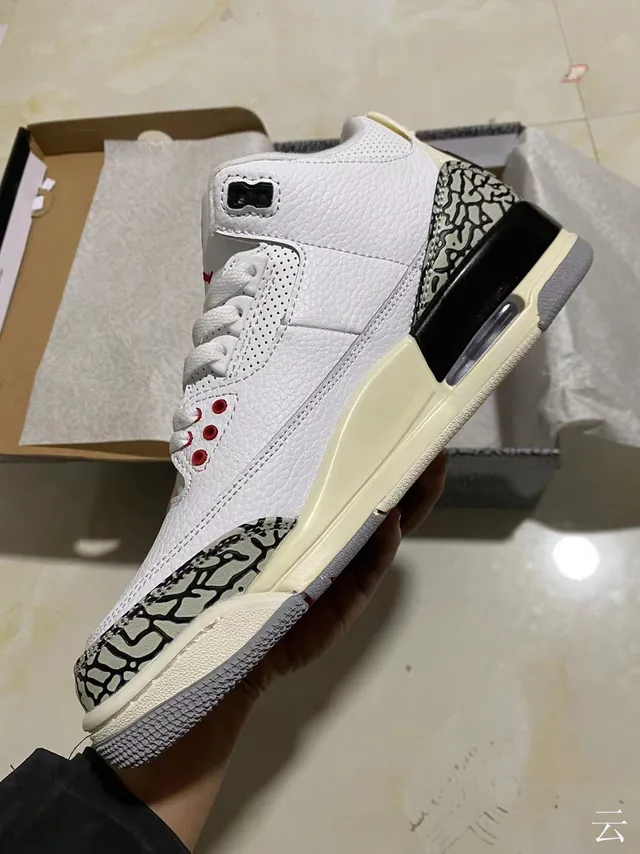 Air Jordan 3 হোয়াইট এলিফ্যান্ট প্রিন্ট বাস্কেটবল জুতো 4