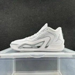 Air Jordan 37 সাদা সিলভার বাস্কেটবল জুতো