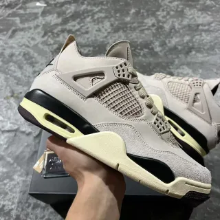 Air Jordan 4 Beige Cream Black sapatos de basquete