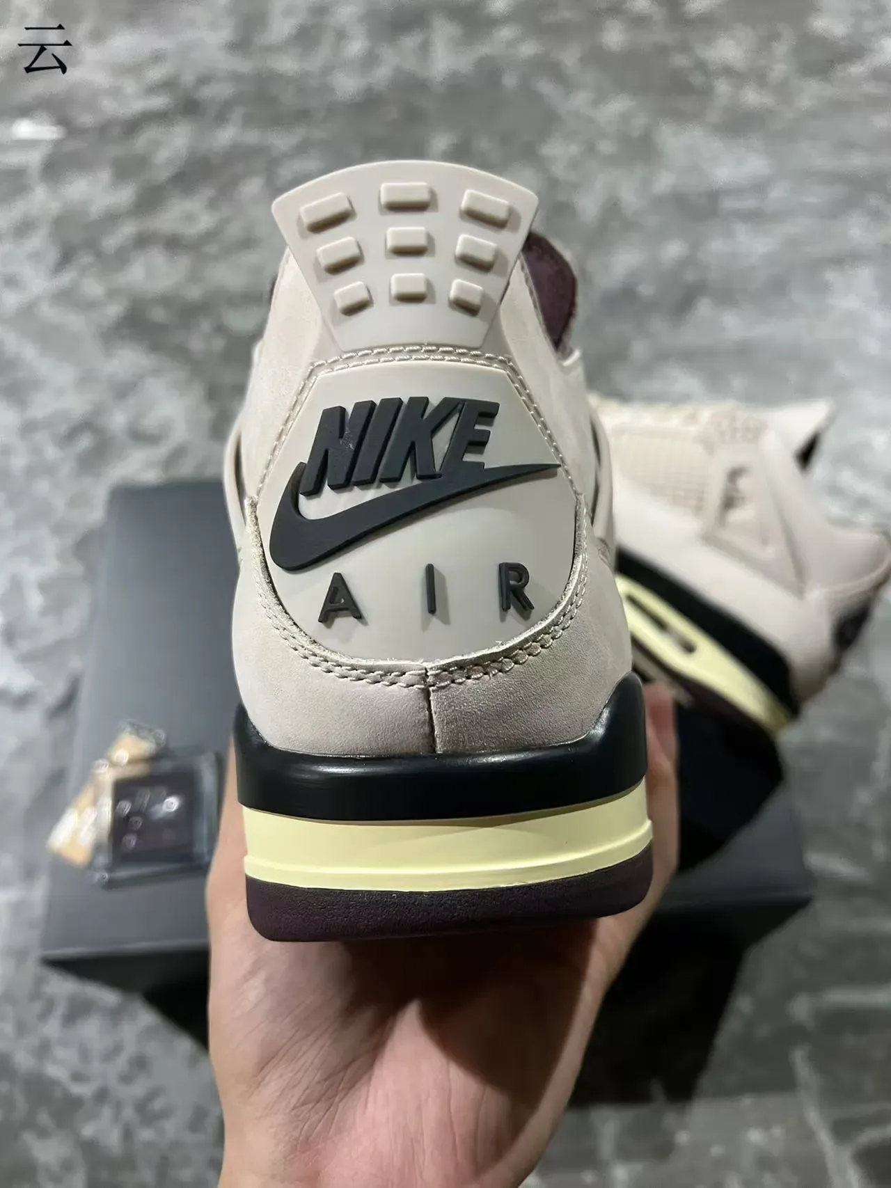 Air Jordan 4 Beige Cream Black chaussures de basketball 8