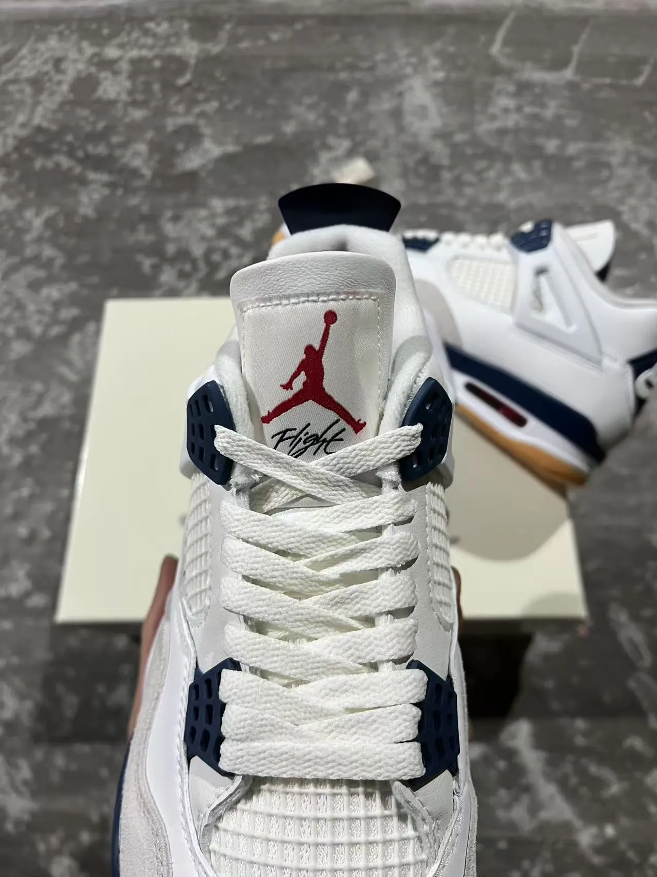 Air Jordan 4 White Navy Gum حذاء كرة السلة 4