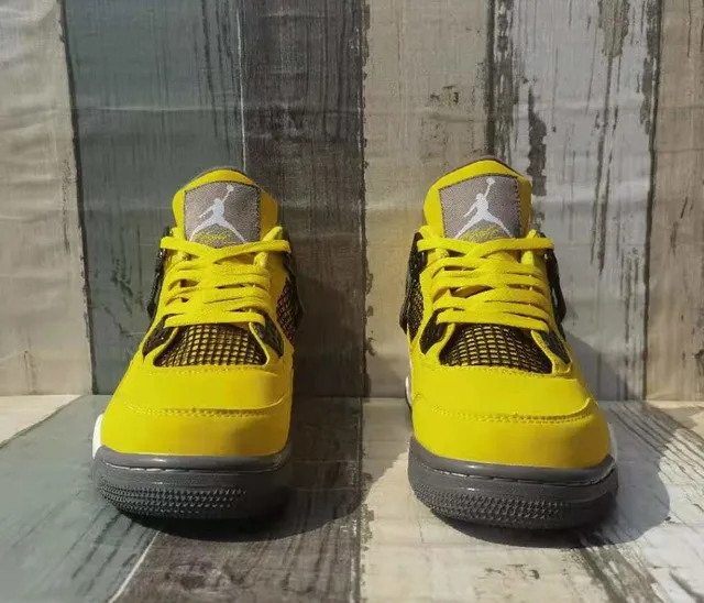 Air Jordan 4 হলুদ বাস্কেটবল জুতা 4