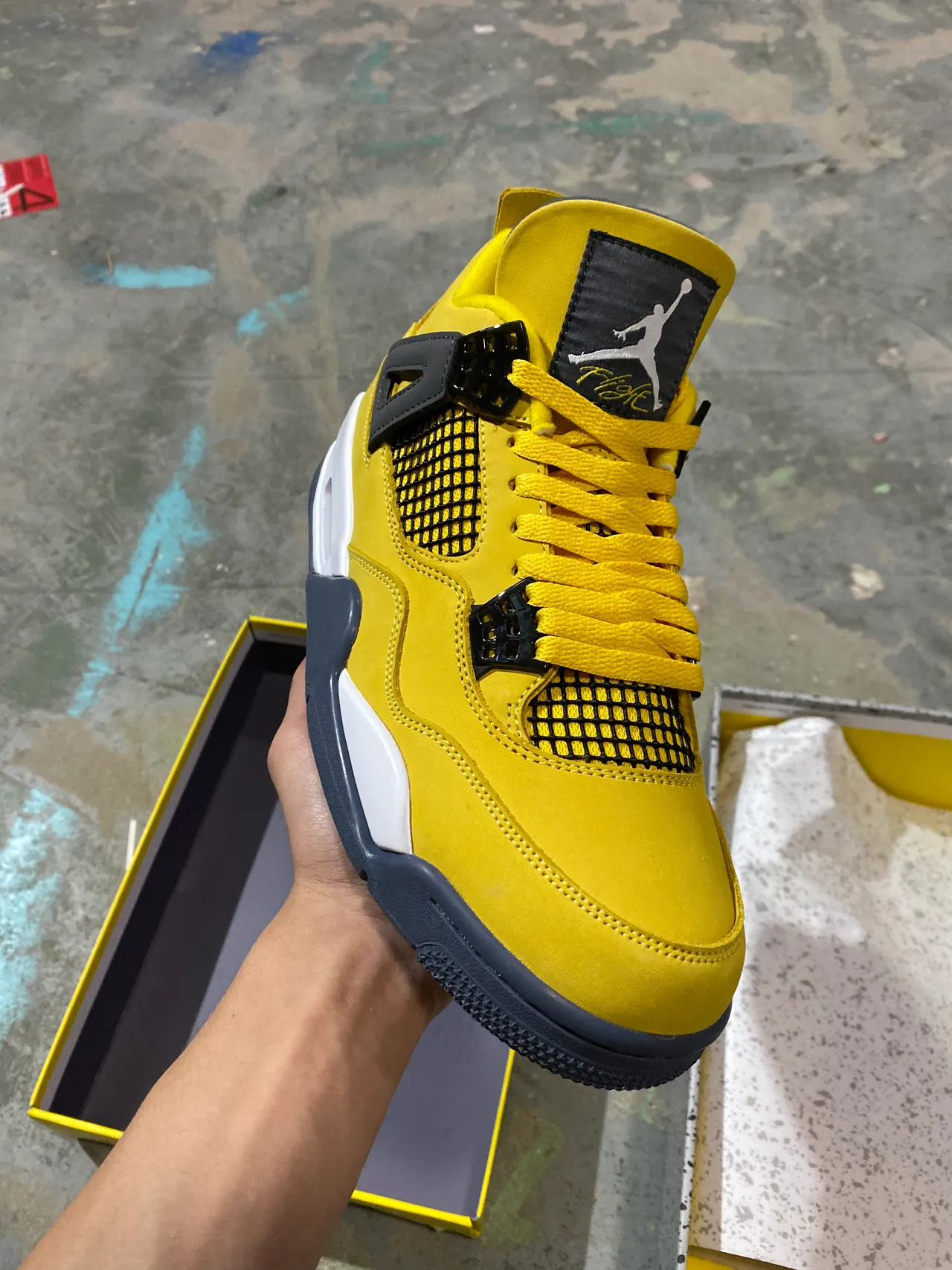 Air Jordan 4 Yellow Navy White Sapatos de Basquete 2