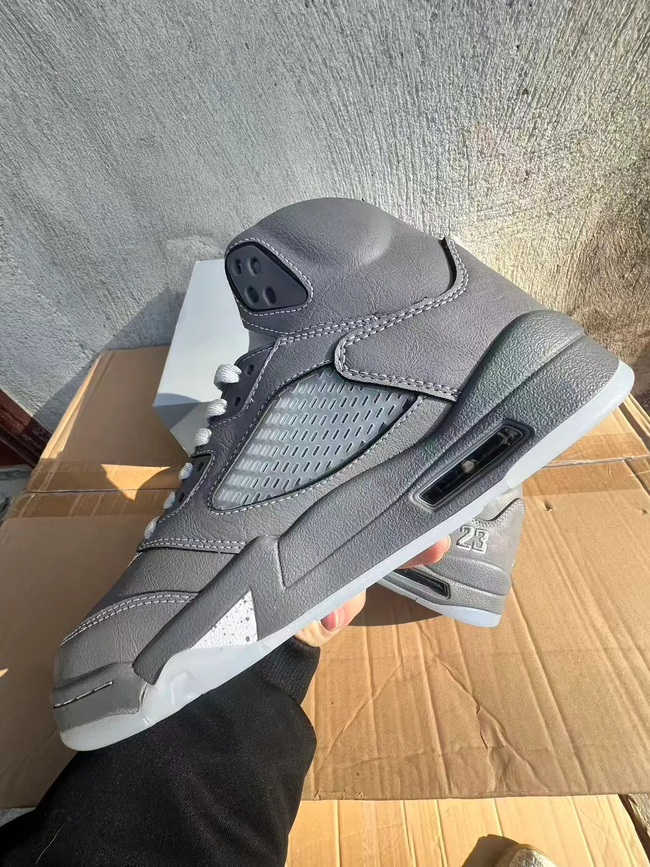 Tênis de basquete Air Jordan 5 cinza monocromático 5